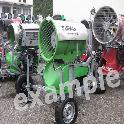 Gebrauchte grüne Sufag Compact Eco Propellermaschinen auf Fahrgestellen im Außenlager