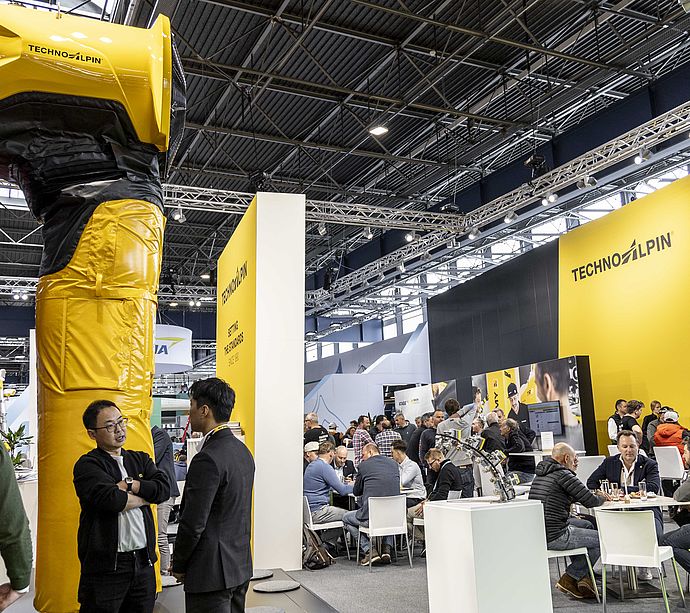 Mountain Planet Messe TechnoAlpin 2a