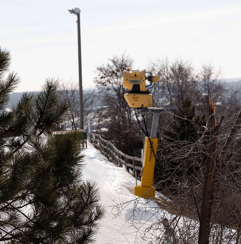 TechnoAlpin T40 on the slope at Buck Hill